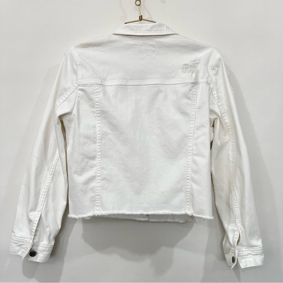 Melrose and Market White Denim Jacket Size Medium Cropped Distressed With Pocket - Picture 2 of 13